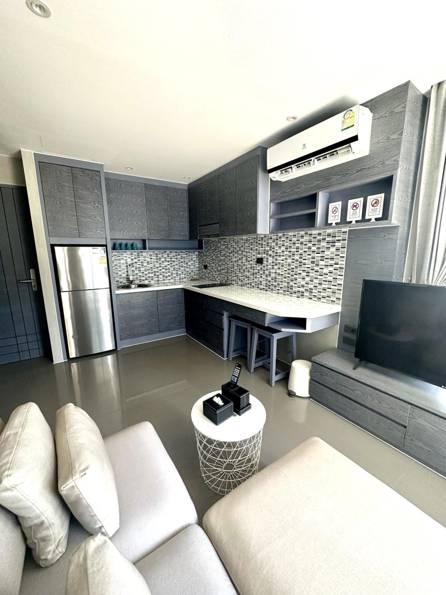 Stylish Apartments Kamala Citygate 외부 사진